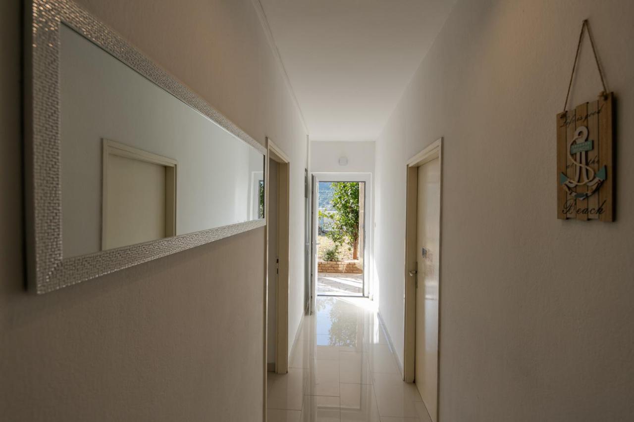 Apartments Mate Vinišće Exteriér fotografie