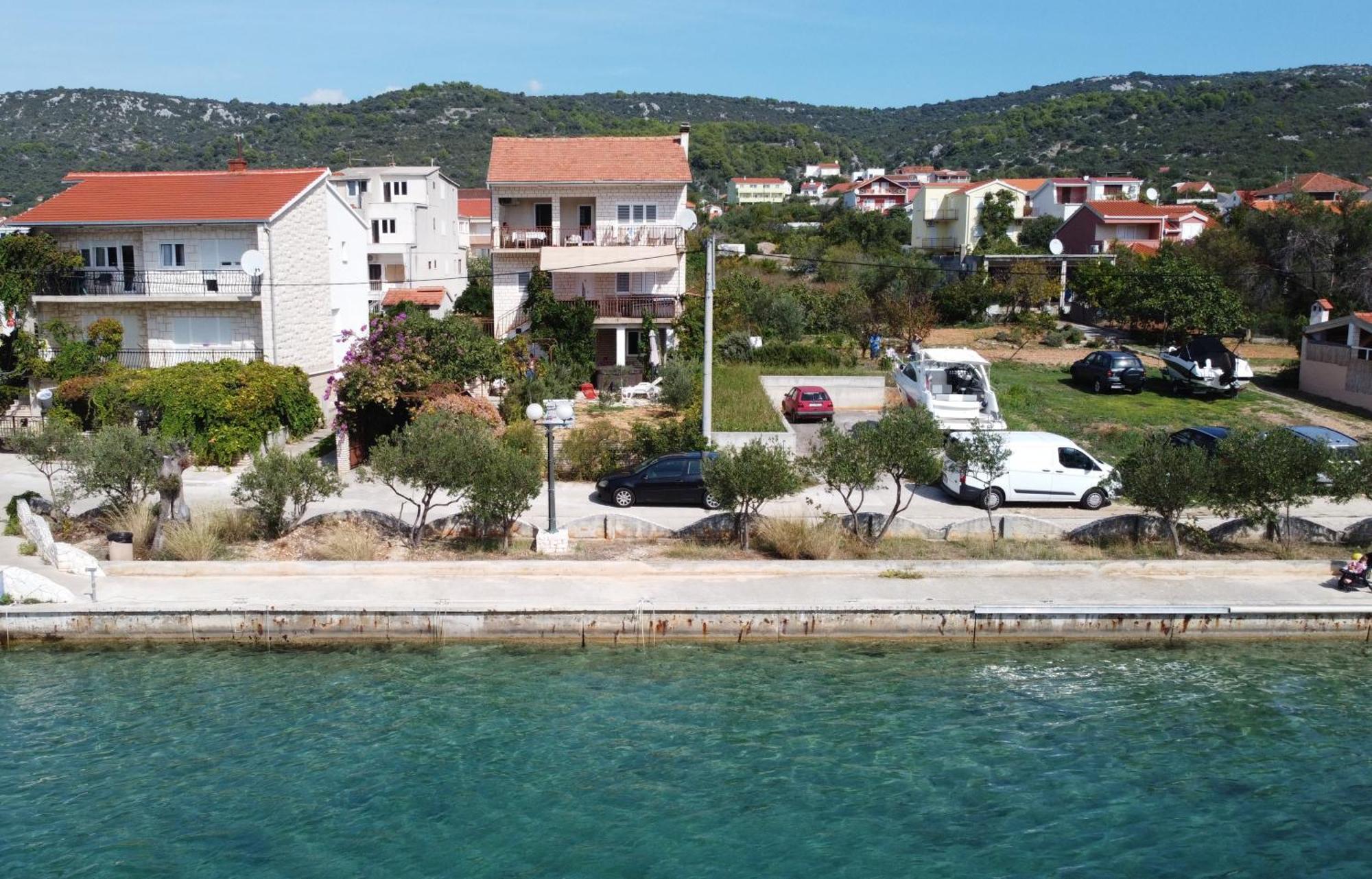 Apartments Mate Vinišće Exteriér fotografie